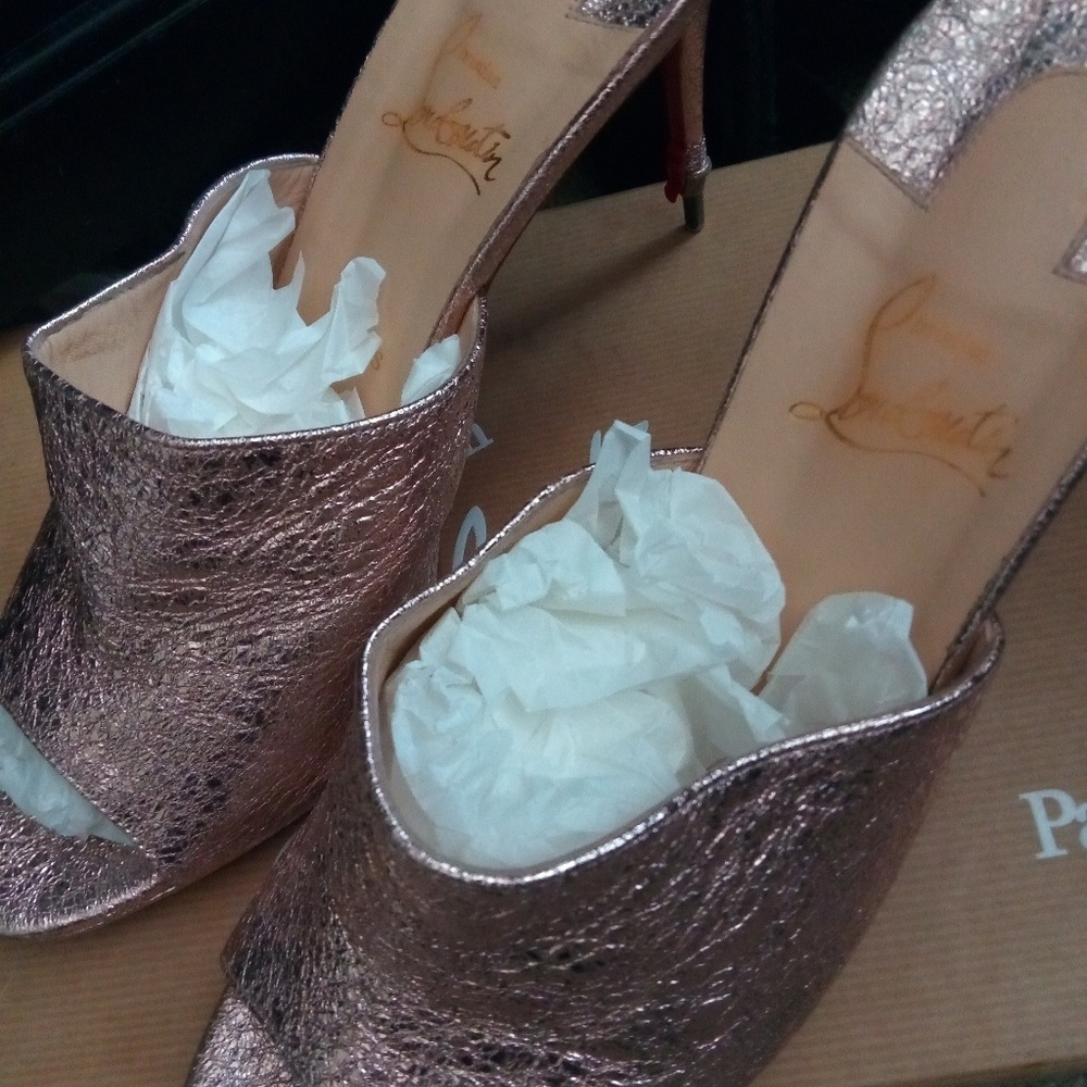 Women's Christian louboutin